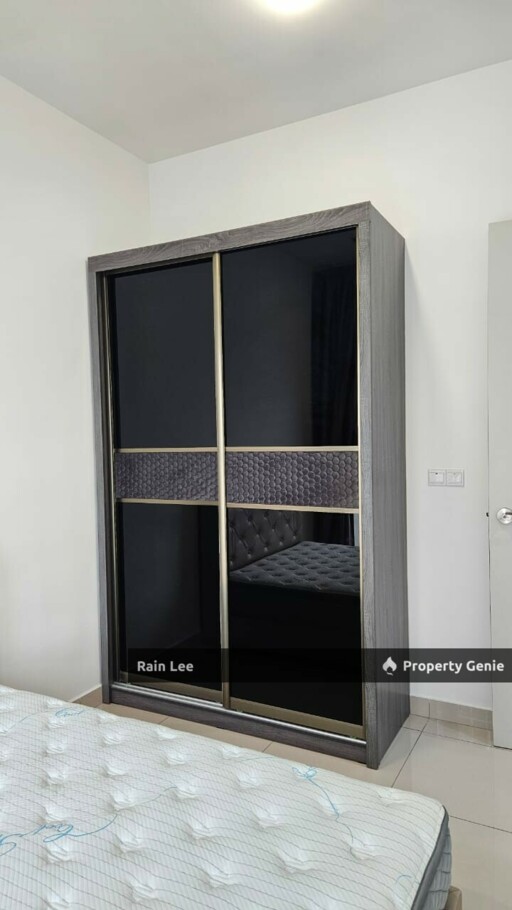 Fully Furnished /2Rooms Unit for Rent / With 1 Parking Lot / Near MRT & LRT Station