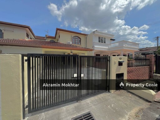 Freehold & Facing Open | Double Storey Intermediate Taman pinggiran golf Negeri Sembilan  .