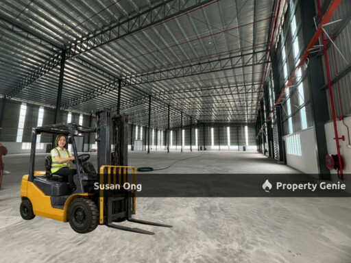 Rent-RM1.80psf-1200amp-bukit raja-detached factory