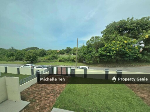 Gopeng Double Storey semi D For Sale