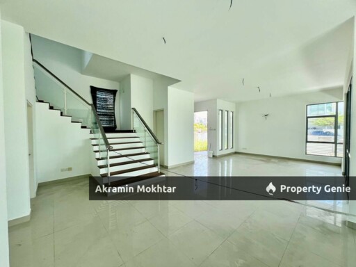 FREEHOLD & NEW | Bungalow 2 Storey Frangipani Villas, Kota Seriemas, Nilai.