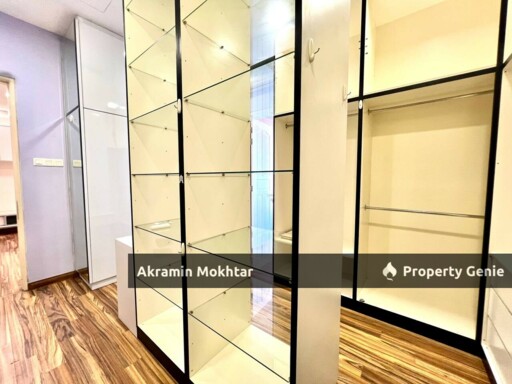 An Exclusive Three Storey Semi Detached House, Seksyen 13, Shah Alam For Sale