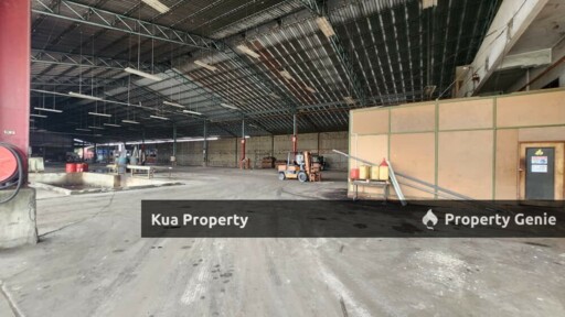 4 Plots of Land Including Warehouse & Offices For Sale @ Pending
