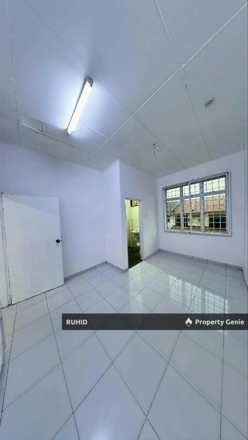 4 Bedrooms Double Storey House For Sale at Taman Puteri Wangsa
