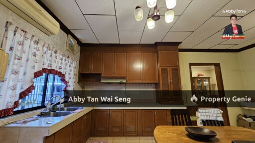 Kingfisher Phase 2 | 24′ Wide Terrace | Family-Oriented Surroundings
