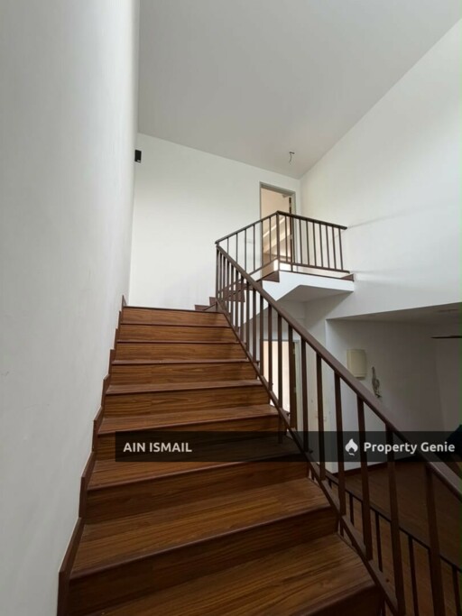 [100K BELOW MARKET & CLUB HOUSE] TERES 3TINGKAT HERMOSO, TANJUNG LUMPUR, KUANTAN