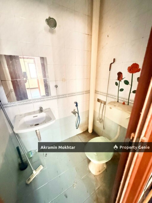 NEAR LRT FREEHOLD 2 Storey Taman Puchong Prima, Puchong