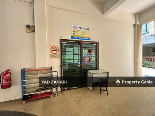 Villa Park, Seri Kembangan | RM330K -  Nicely Renovated, Semi Furnished & Unit Near Lift