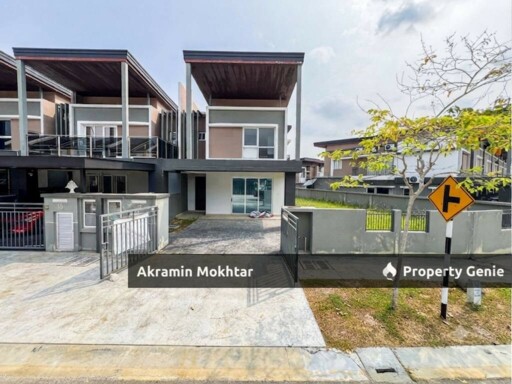 Freehold & Corner Lot | 2 Storey Terrace House Serene Heights Semenyih