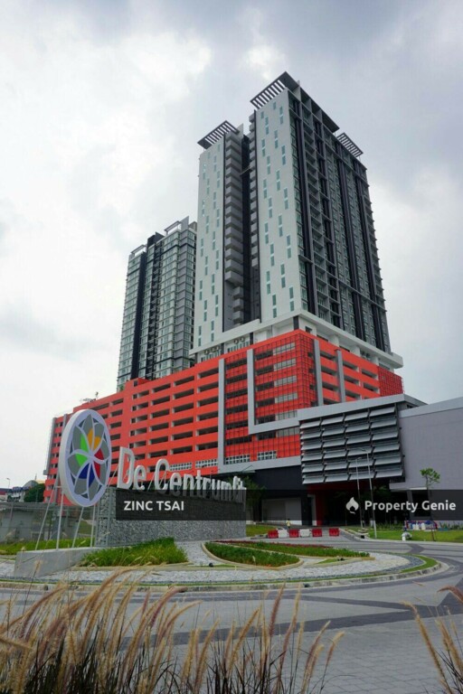 De Centrum Residences🔥Save RM 75,000🔥4 mins walk to MRT Kajang / Batu 10 Cheras🔥3 mins drive to Unipark Galleria Mall
