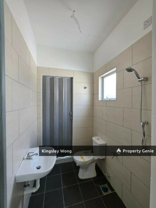 Meru Tropika Jelapang Basic Unit Double Storey Terrace House Gated & Guarded Near Lumut Highway Silibin