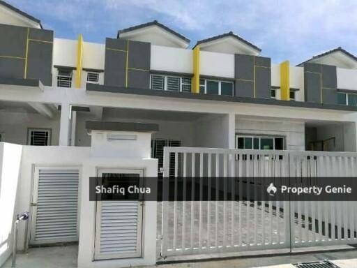 Fully Renovated & Extended 2 Storey Terrace Cherry Hillpark Puncak Alam