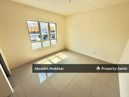 2 Storey Terrace Ritma Perdana, Puncak Alam Selangor .