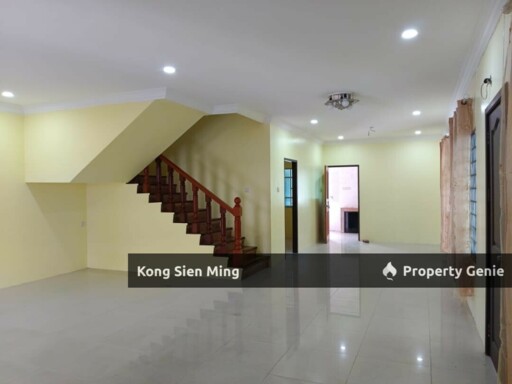 Sibu Double Storey Corner at Jalan Bayan