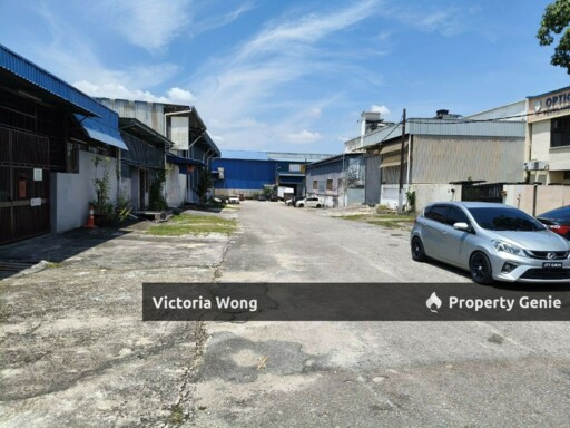 Johor Jaya Bakawali 1.5 Storey Terrace Factory fully Extended