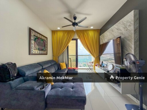 Freehold, Walking Distance To LRT, Partially Furnished & 2 Parking | Ten Kinrara Residence, Bandar Kinrara , Puchong