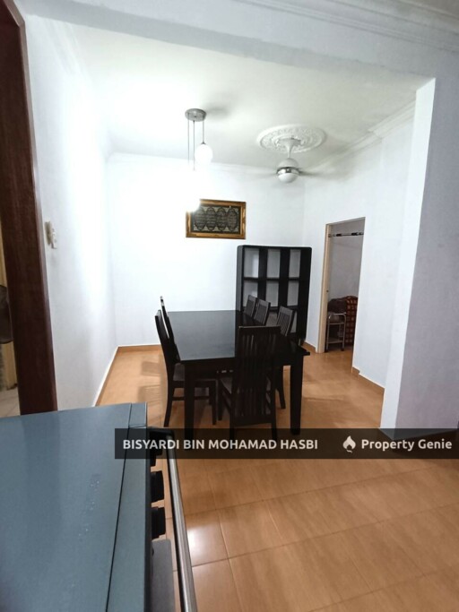 RENOVATED 2 STOREY SEKSYEN 8 BANDAR BARU BANGI, BANGI .