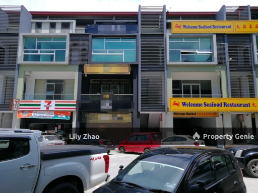 1st Floor Corner Shop Office for Rent, 1,500 Sq ft, Suria Inanam, Kota Kinabalu.