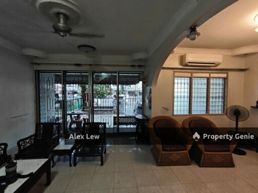 Freehold Two Storey Terrace House @ Jalan Genting Kelang Selling Cheap at Price RM800,000.