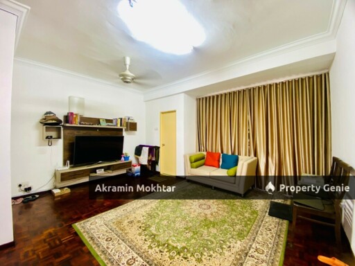 CORNER LOT & RENOVATED | TAMAN TEMPLER SAUJANA RAWANG 3 STOREY BUNGALOW