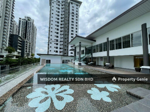 Royalle Condominium
