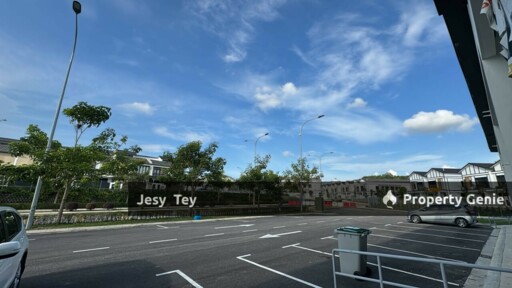 2 Storey Shoplot @ Kaze Hills, Ulu Tiram (Intermediate First Floor)
