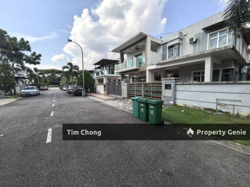 *😍Bestari Height田字屋 屋款好 装修包家具 旁边10尺地 保安区 交通方便。外面就有 店面 和 TF Mart 对面还有 Tesco 和Bukit indah Aeon🔥*