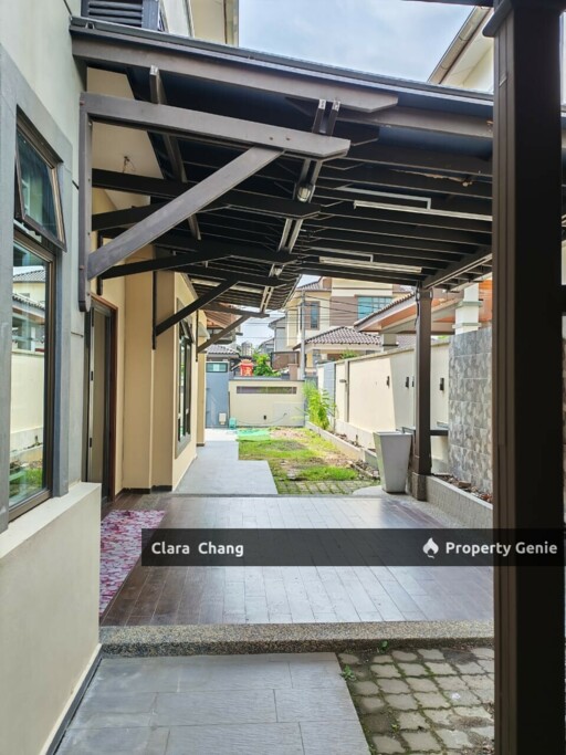 Taman Kluang Indah Double Storey Link Bungalow House