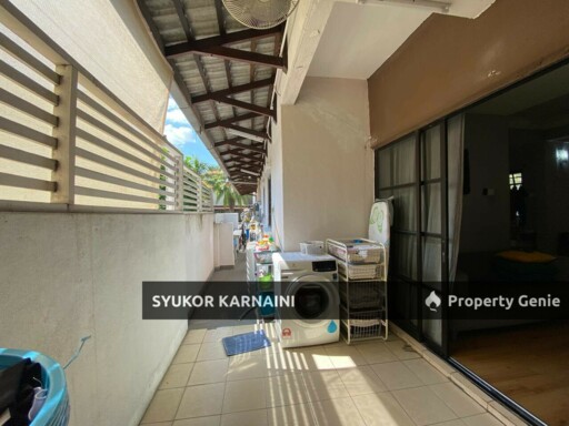 2.5 Storey CondoVilla Persada jalan Nova Subang Bestari