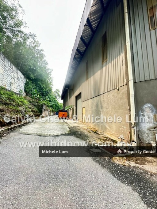 [Below Market] 1.5 Storey Terrace Factory Taman Perindustrian Meranti Utama Puchong