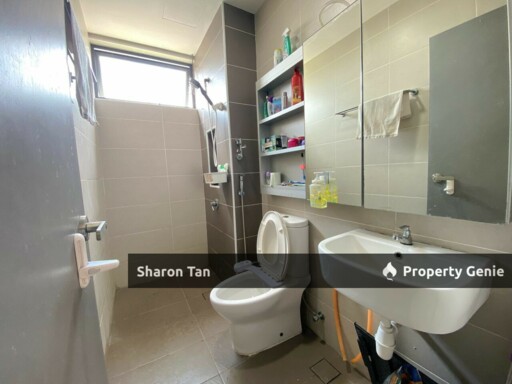 Luxury Marina Residence 3 Bedroom Apartment, Bayu Puteri 5 min to Ciq