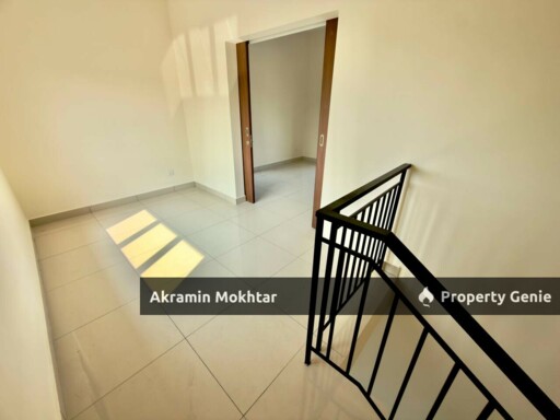 CORNER LOT 3 Storey Terrace Nassim Heights, Taman Ukay Bistari, Ampang Selangor