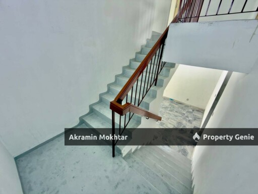 2 Storey Terrace Jalan Paladium Seksyen 7, Shah Alam Selangor