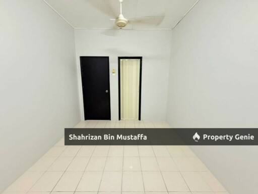 International Lot, End Lot, Taman Sri Saujana, Kota Tinggi, Johor