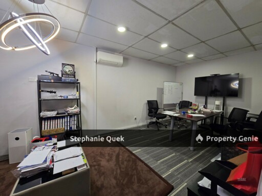 1.5 Storey With CF Link Factory For Sale @ Bukit Kemuning Sek 34