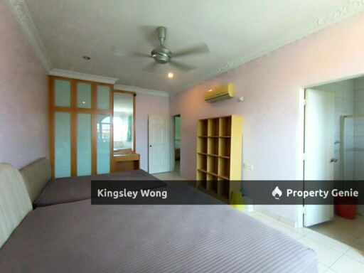 Thompson Pines Freehold Three Storey Terrace House Small Garden Ipoh Town Area