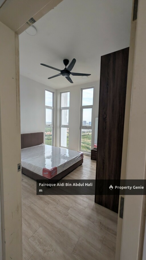 Lakefront Homes Cyberjaya Full Furnish