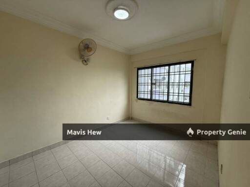 For Rent, Bayu Puteri 2 Apartment/ Good COndition/ Partial Furnished