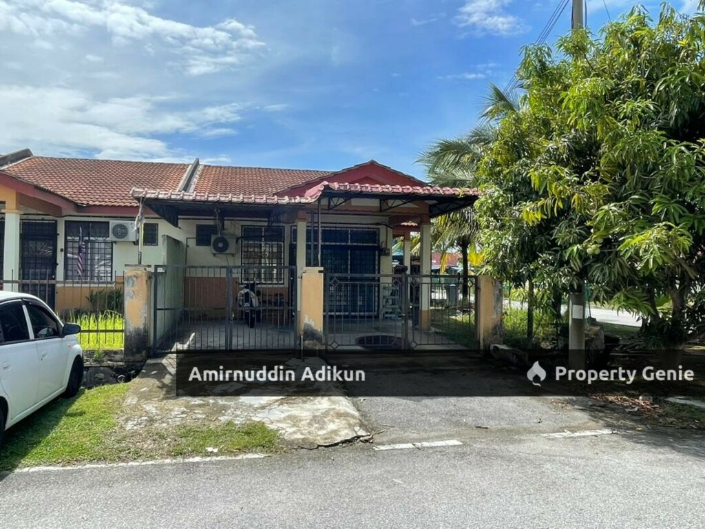 Sendayan Corner Lot Taman Bukit Sendayan