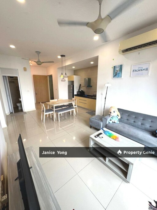 D'Pristine Medini