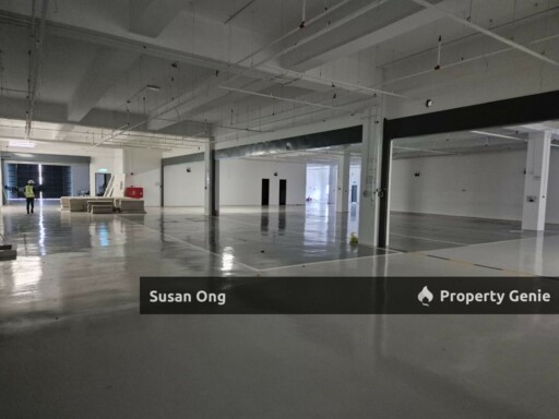 Rent-Puchong-Car showroom-main road-good visibility