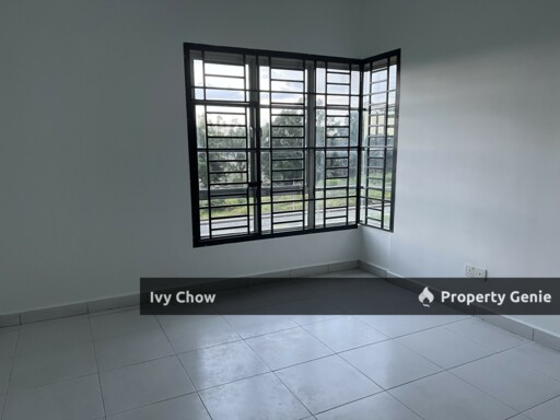M Tiara Larkin Apartment