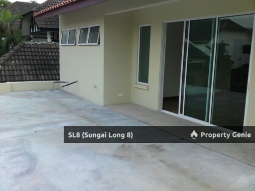 SL8 (Sungai Long 8)