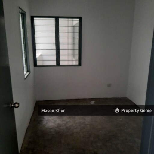 MERCURY APARTMENT MIDDLE FLOOR SEAVIEW 775sf 1CP ORIGINA UNIT TELUK KUMBAR