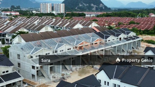 The Only 3 Storey House at Ipoh South, Botani