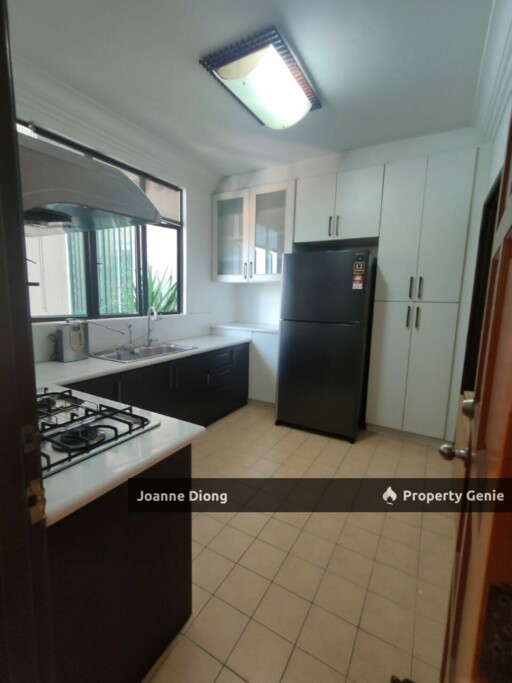 1 Utama Condo