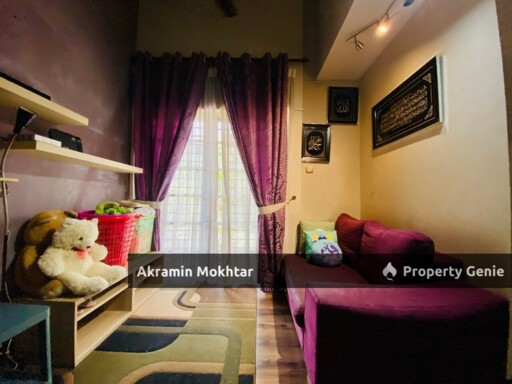 RENOVATED | TAMAN RIANA UKAY 2 STOREY TERRACE CORNER LOT