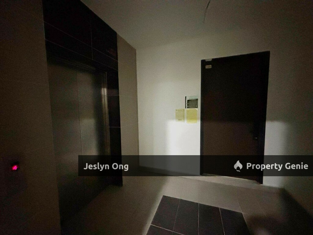 🌟 Green Haven — Nature Meets Luxury Living 🌿 环境优美,空气清新,生活便利,是家庭与投资的理想选择!