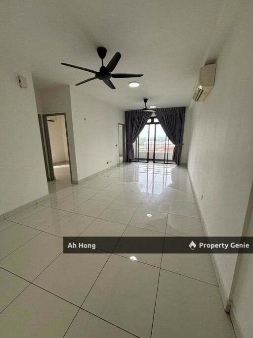 Jb Town / 1 Tebrau / 3bedroom / Partially Furnished / Nearby Ciq