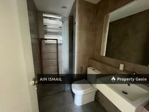 [2 BILIK, SEAVIEW & HIGH FLOOR] TIMURBAY SEAFRONT RESIDENCE, KUANTAN